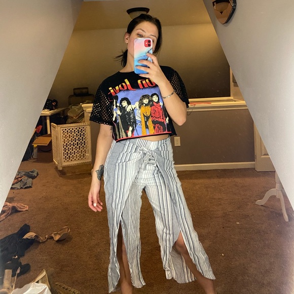 Wrap pants with build in shorts - Picture 2 of 3